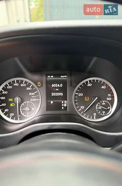 Минивэн Mercedes-Benz Vito 2015 в 