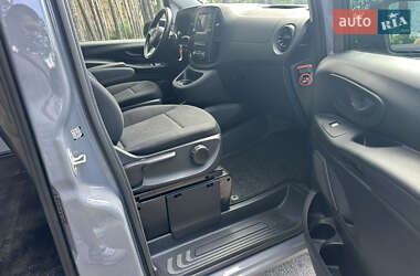 Грузовой фургон Mercedes-Benz Vito 2022 в 