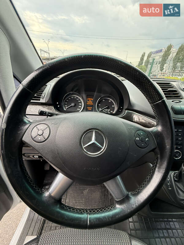 Минивэн Mercedes-Benz Vito 2014 в Киеве