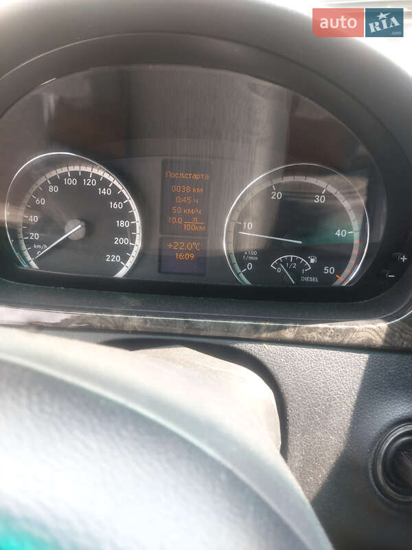 Мінівен Mercedes-Benz Vito 2009 в Києві