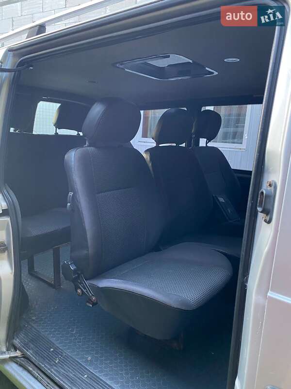 Минивэн Mercedes-Benz Vito 2002 в Рахове