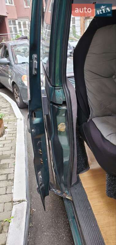 Минивэн Mercedes-Benz Vito 2002 в Киеве фото 7 Минивэн Mercedes-Benz Vito 2002 в Киеве