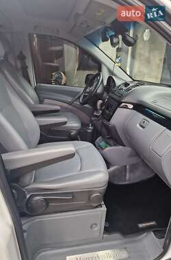 Минивэн Mercedes-Benz Vito 2007 в Сторожинце