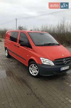 Вантажопасажирський фургон Mercedes-Benz Vito 2012 в Львові