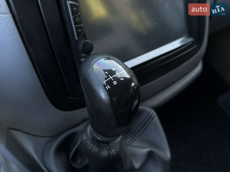 Минивэн Mercedes-Benz Vito 2004 в Николаеве