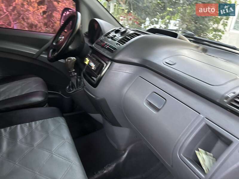 Минивэн Mercedes-Benz Vito 2004 в Татарбунарах