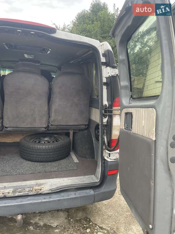 Мінівен Mercedes-Benz Vito 2005 в Снятині