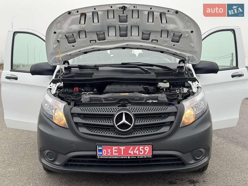 Мінівен Mercedes-Benz Vito 2020 в Рівному