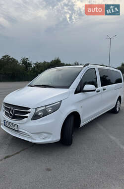Минивэн Mercedes-Benz Vito 2015 в Черновцах