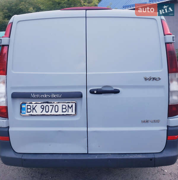 Грузовой фургон Mercedes-Benz Vito 2013 в Старом Селе