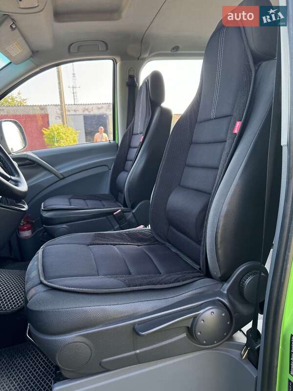 Мінівен Mercedes-Benz Vito 2006 в Новодністровську