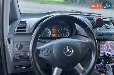 Минивэн Mercedes-Benz Vito 2011 в 