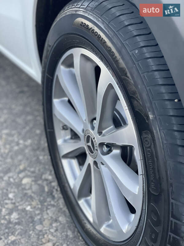 Минивэн Mercedes-Benz Vito 2015 в Сторожинце