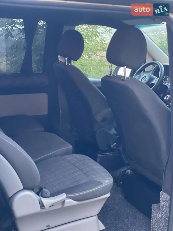 Минивэн Mercedes-Benz Vito 2015 в Сторожинце