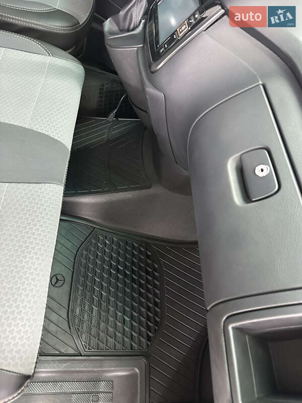 Минивэн Mercedes-Benz Vito 2014 в Ужгороде