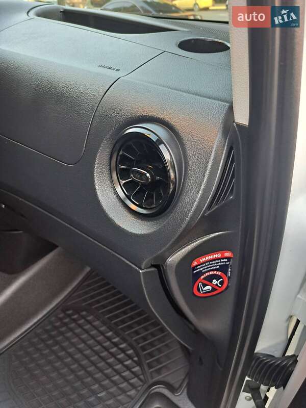 Минивэн Mercedes-Benz Vito 2020 в Черновцах