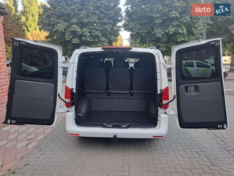 Минивэн Mercedes-Benz Vito 2020 в Черновцах