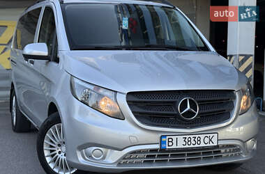 Минивэн Mercedes-Benz Vito 2015 в Киеве