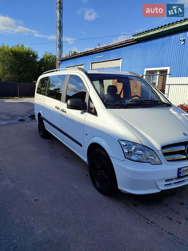 Минивэн Mercedes-Benz Vito 2011 в Коропе
