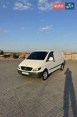 Вантажний фургон Mercedes-Benz Vito 2008 в Одесі