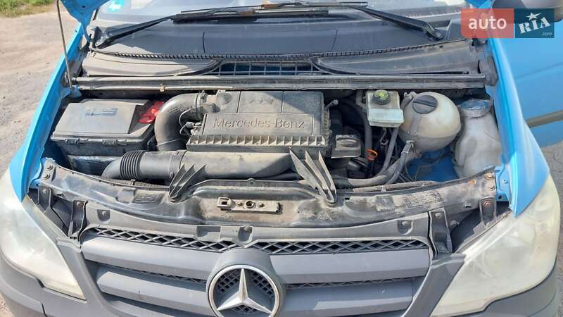 Грузовой фургон Mercedes-Benz Vito 2012 в Фастове