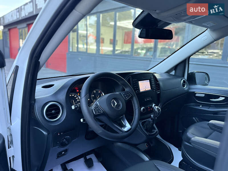 Минивэн Mercedes-Benz Vito 2016 в Черновцах