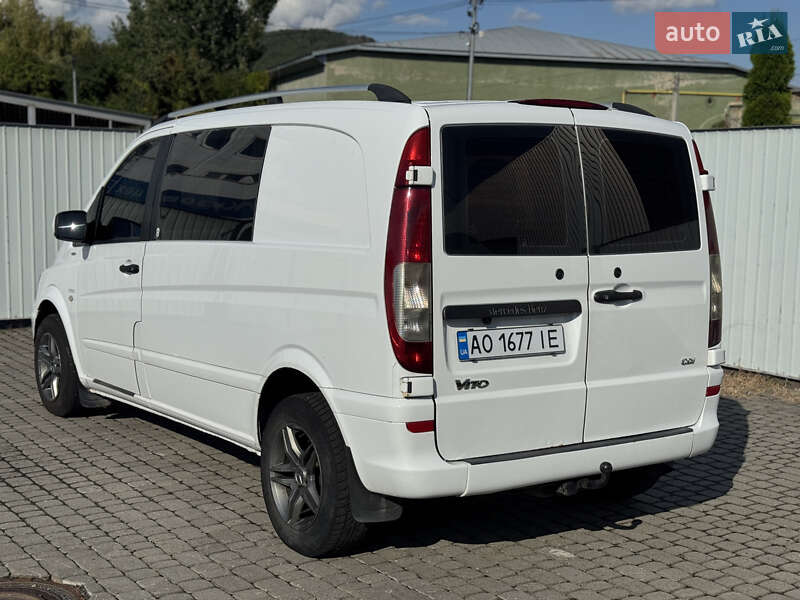 Вантажний фургон Mercedes-Benz Vito 2012 в Мукачевому