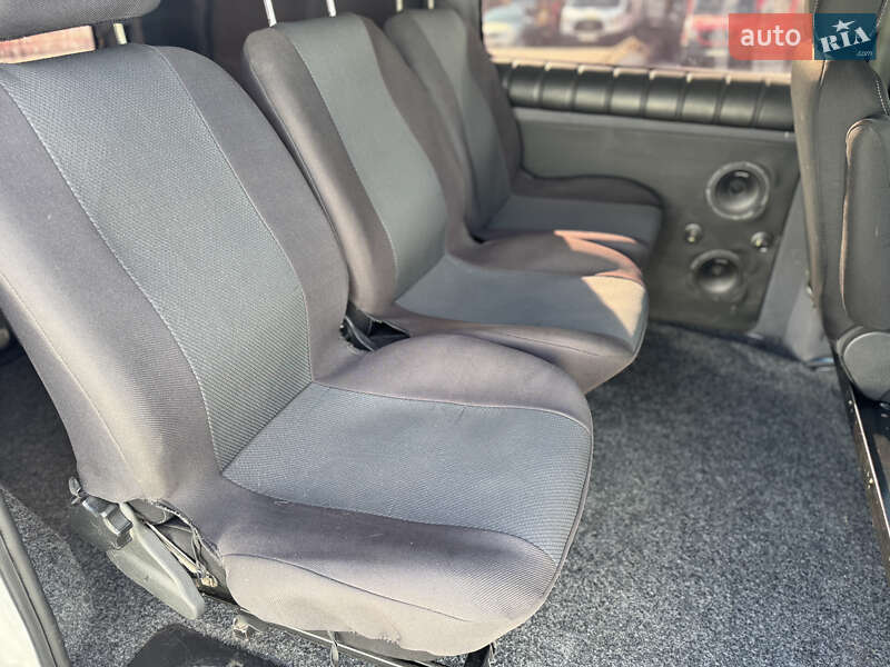 Вантажний фургон Mercedes-Benz Vito 2012 в Мукачевому