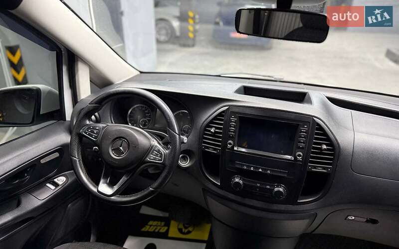 Минивэн Mercedes-Benz Vito 2017 в Черновцах