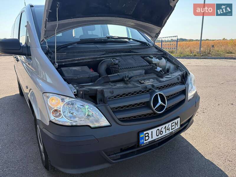 Минивэн Mercedes-Benz Vito 2013 в Хороле