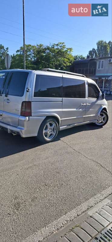 Грузопассажирский фургон Mercedes-Benz Vito 2003 в Одессе