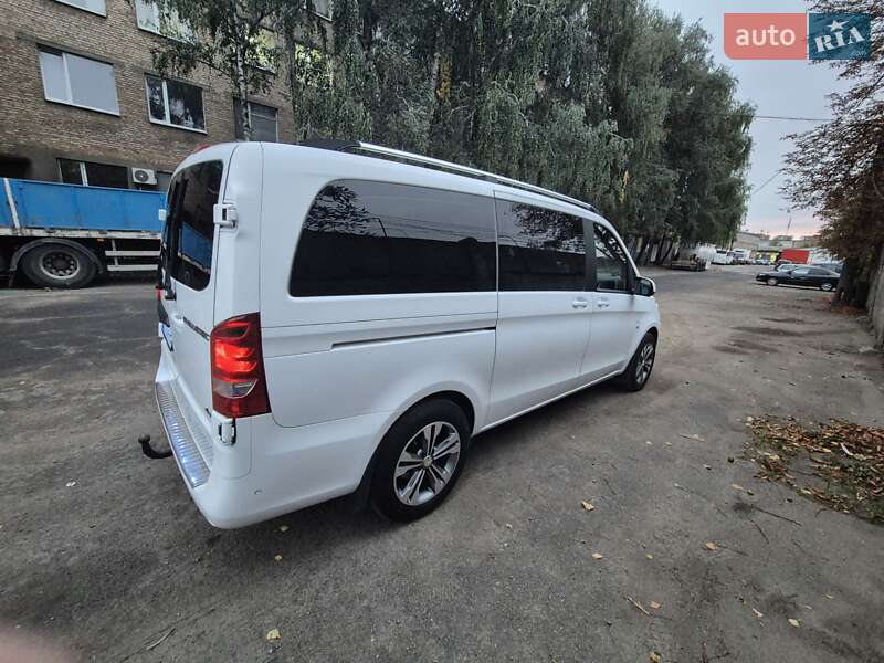 Минивэн Mercedes-Benz Vito 2015 в Киеве