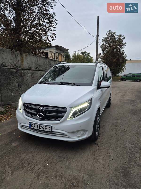 Минивэн Mercedes-Benz Vito 2015 в Киеве