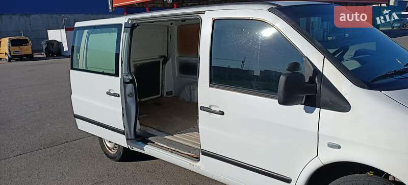 Вантажопасажирський фургон Mercedes-Benz Vito 2001 в Вінниці