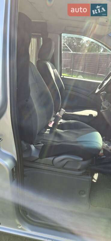 Минивэн Mercedes-Benz Vito 2006 в Ратным