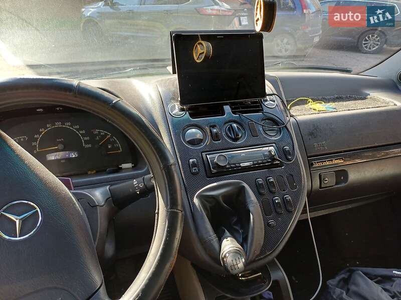 Минивэн Mercedes-Benz Vito 2003 в Каменском