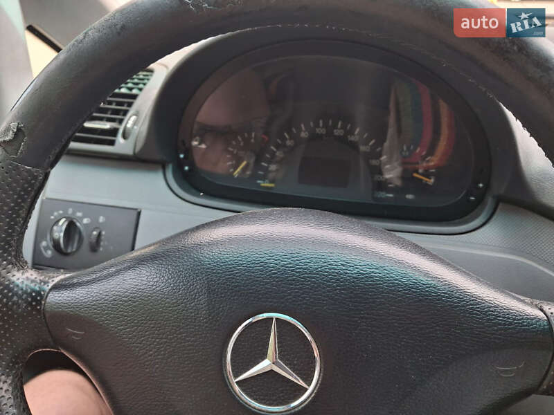 Мінівен Mercedes-Benz Vito 2004 в Фастові