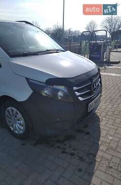 Мінівен Mercedes-Benz Vito 2016 в Кропивницькому