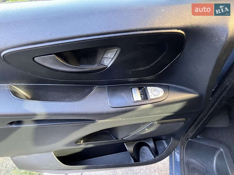 Вантажний фургон Mercedes-Benz Vito 2021 в Львові