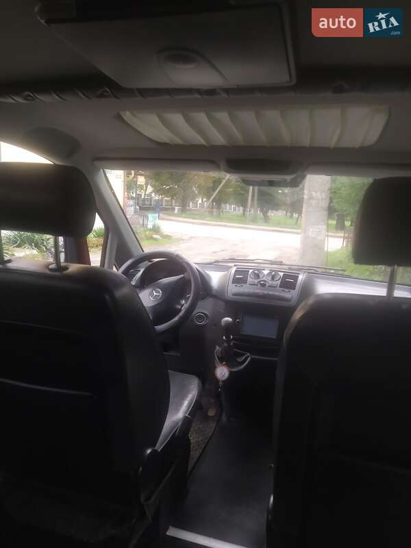 Мінівен Mercedes-Benz Vito 2011 в Городенці фото 5 Мінівен Mercedes-Benz Vito 2011 в Городенці