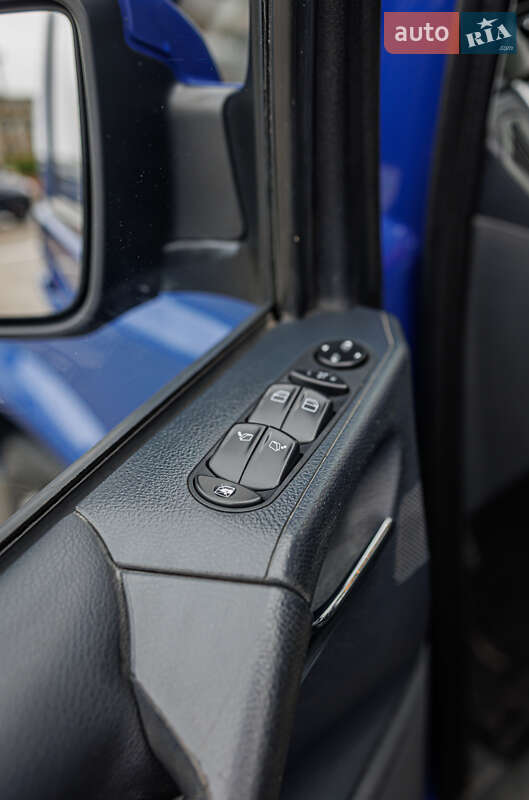 Минивэн Mercedes-Benz Vito 2011 в Черновцах