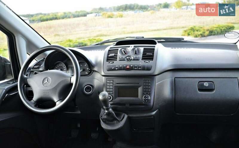 Минивэн Mercedes-Benz Vito 2000 в Киеве