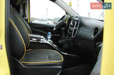 Минивэн Mercedes-Benz Vito 2020 в 
