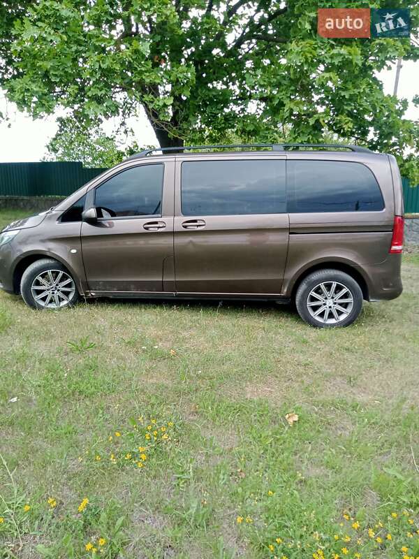 Мінівен Mercedes-Benz Vito 2015 в Києві