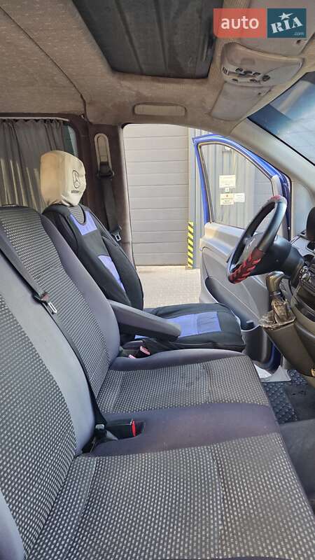 Минивэн Mercedes-Benz Vito 2004 в Киеве