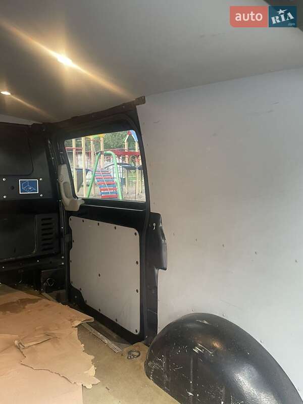 Грузовой фургон Mercedes-Benz Vito 2011 в Киеве