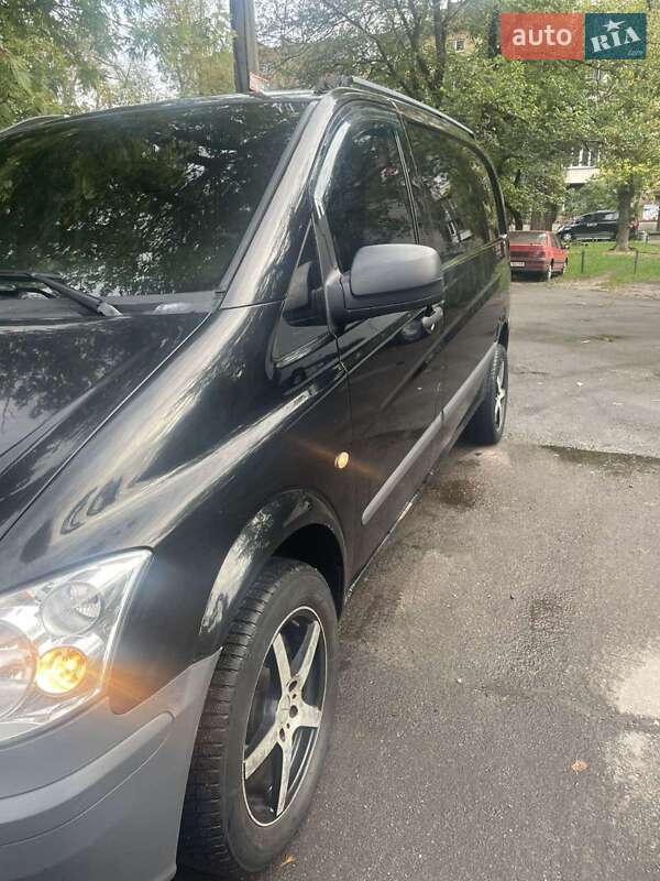 Грузовой фургон Mercedes-Benz Vito 2011 в Киеве