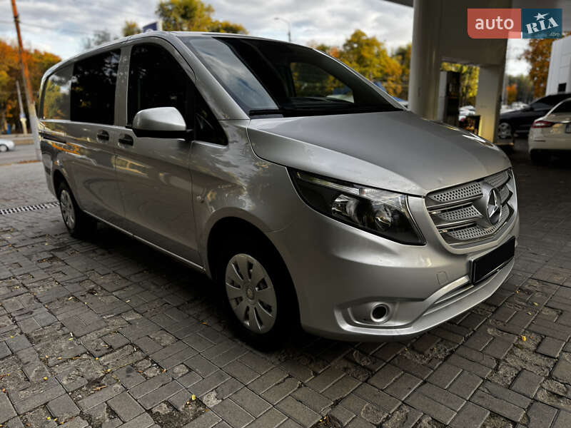 Вантажний фургон Mercedes-Benz Vito 2015 в Дніпрі