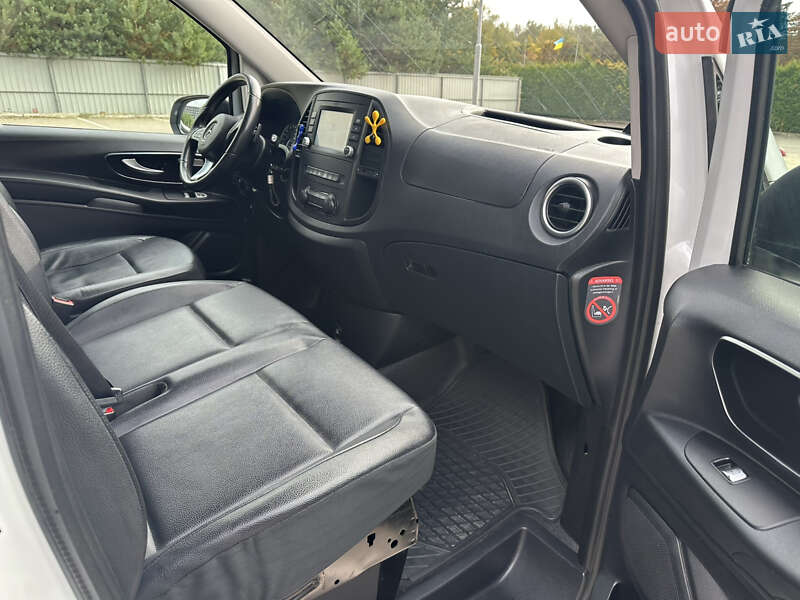 Вантажний фургон Mercedes-Benz Vito 2018 в Луцьку