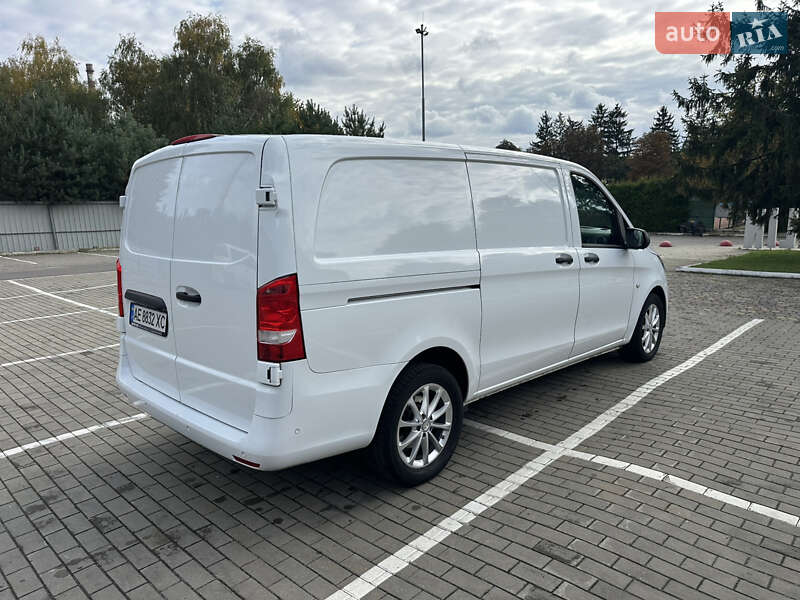 Вантажний фургон Mercedes-Benz Vito 2018 в Луцьку